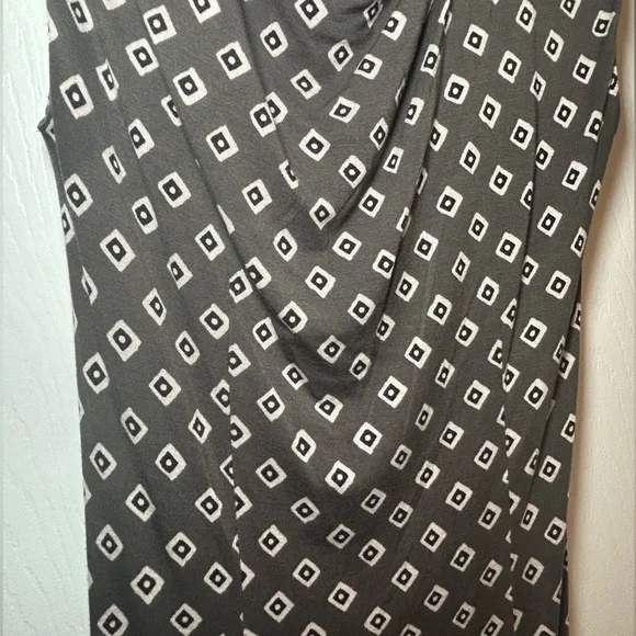 Ann Taylor LOFT Geometric Ruched Sleeveless Dress- Grey/ White Size X-Small - Picture 3 of 7
